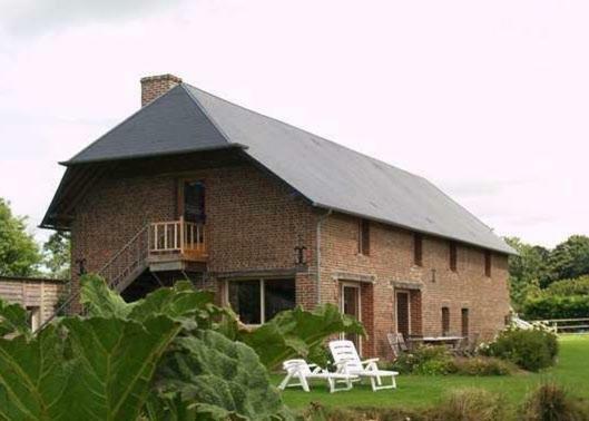 Bed and Breakfast Haras Des Leudets Blangy-le-Chateau Екстер'єр фото